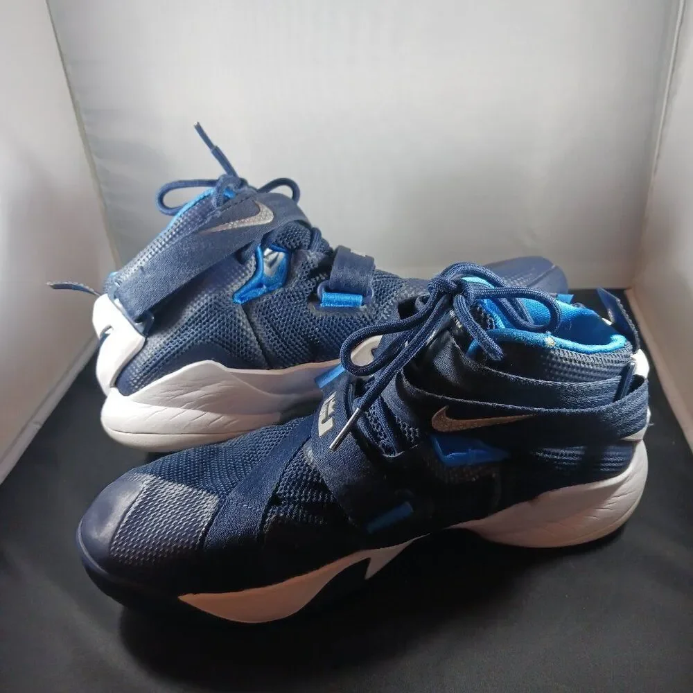 Nike Lebron Soldier 9 Kid's Sneaker size 7Y Blue White